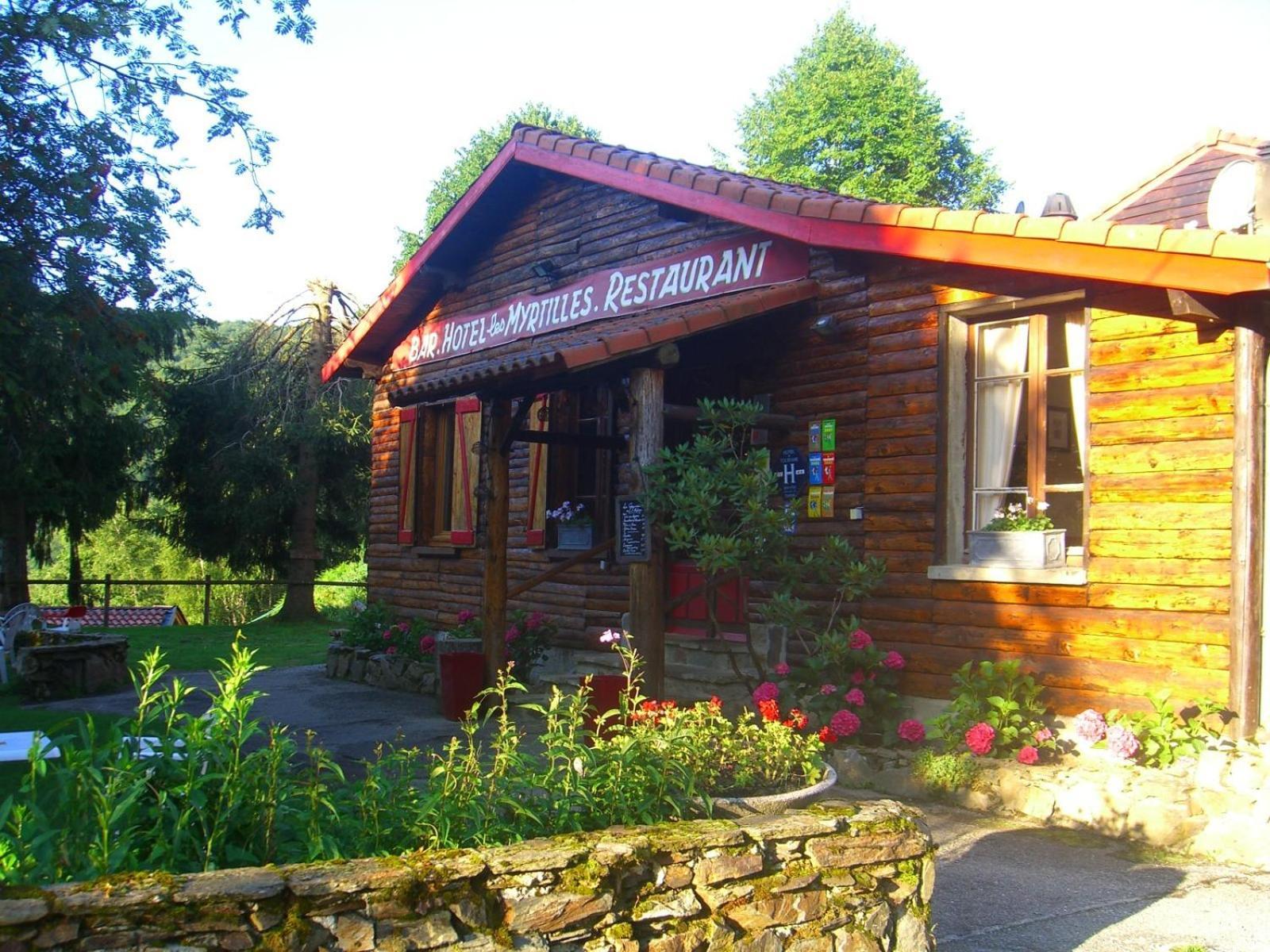 Auberge Les Myrtilles Le Bosc  Buitenkant foto