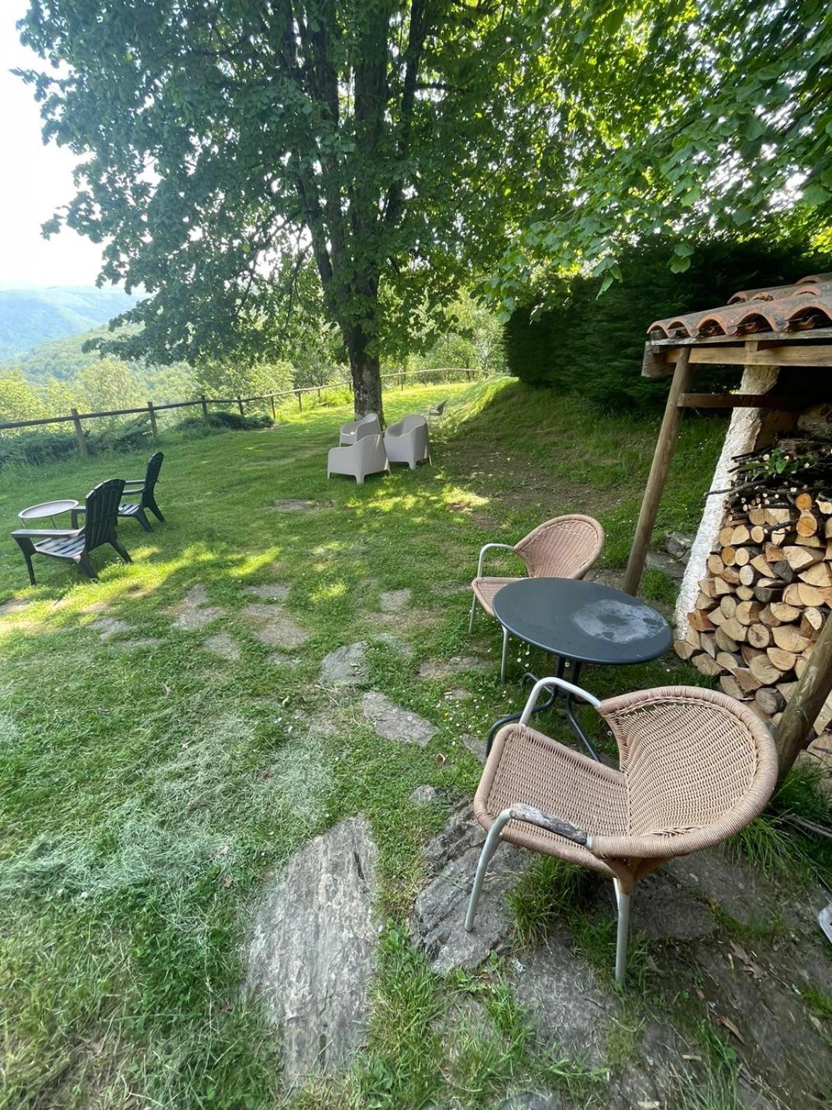 Auberge Les Myrtilles Le Bosc  Buitenkant foto